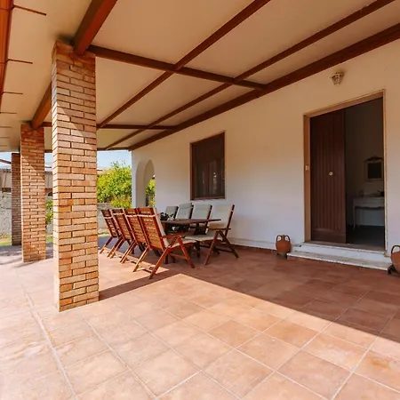 Casa Daniela Villa