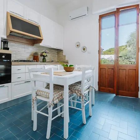 Casa Daniela Villa *